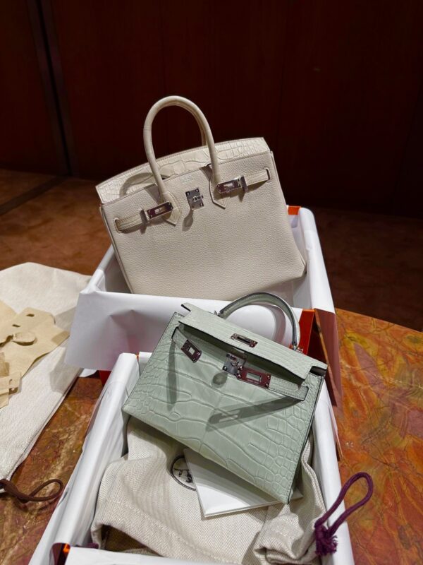i1701663310_385_0 Old Cobbler Birkin Touch Togo & Matte Alligator Crocodile Cream White Silver Hardware 25cm Full Handmade