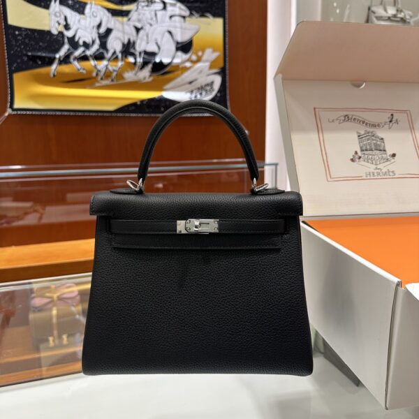 wsxc1778859463712_0-1 Old Cobbler Kelly Togo Leather CK89 Black Silver Hardware 25cm Full Handmade