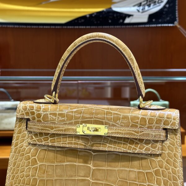 wsxc1782990474895_12 Old Cobbler Kelly Shiny Alligator Crocodile Khaki Yellow Light Gold Hardware 25cm Full Handmade