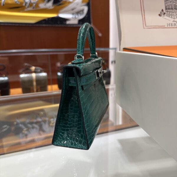 wsxc1783764369998_1 Old Cobbler Factory Mini Kelly Shiny Alligator Crocodile Emerald Green Silver Hardware 19cm Full Handmade