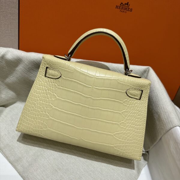 wsxc1784136270404_10 Old Cobbler Factory Mini Kelly Matte Alligator Crocodile Y1 Vanilla Yellow Silver Hardware 19cm Full Handmade